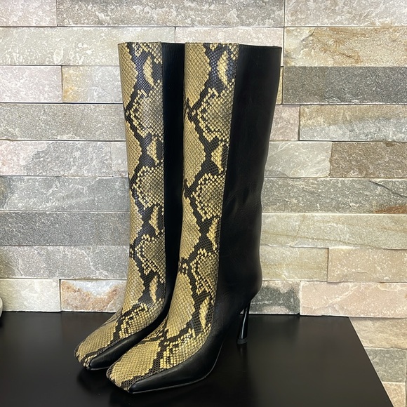 Jimmy Choo Mabyn 85 Leather Heeled Knee-High Boots - Picture 6 of 17